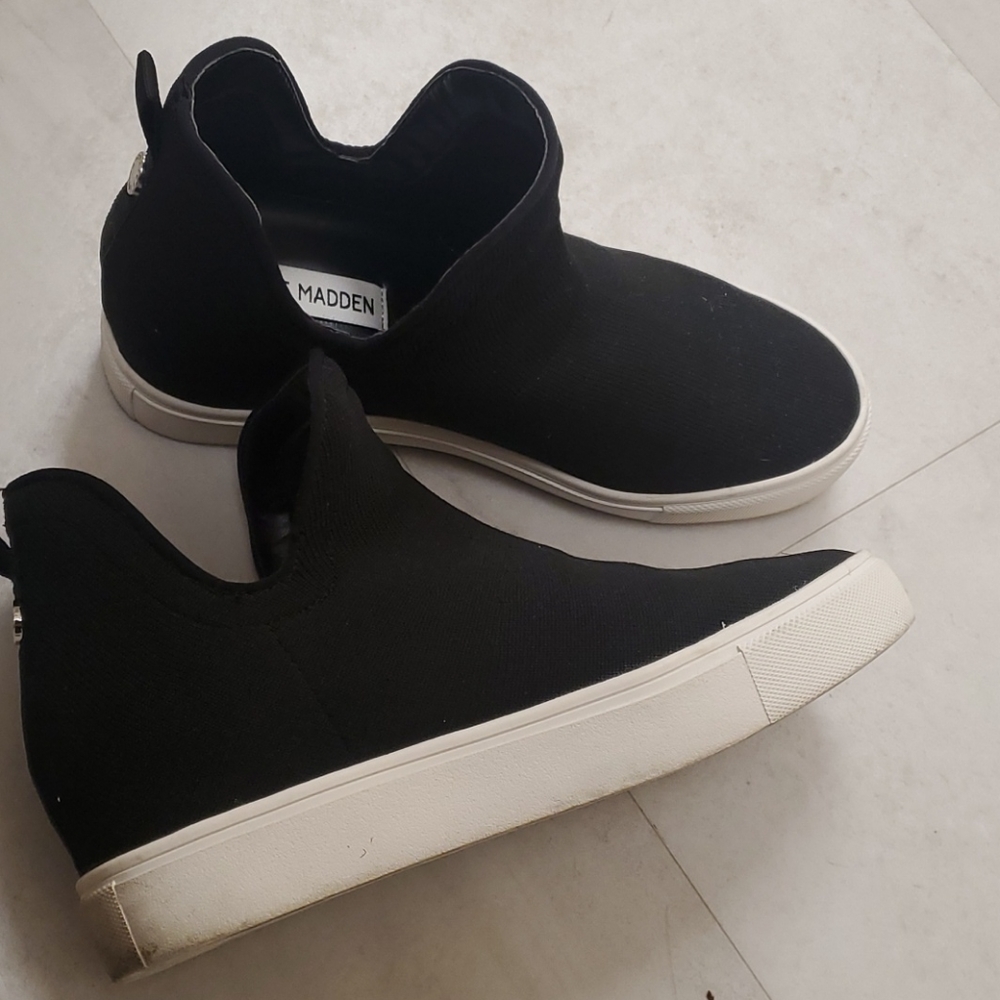 Steve Madden Wedges
